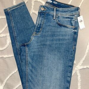 Old Navy Women’s Skinny Jeans *NWT*